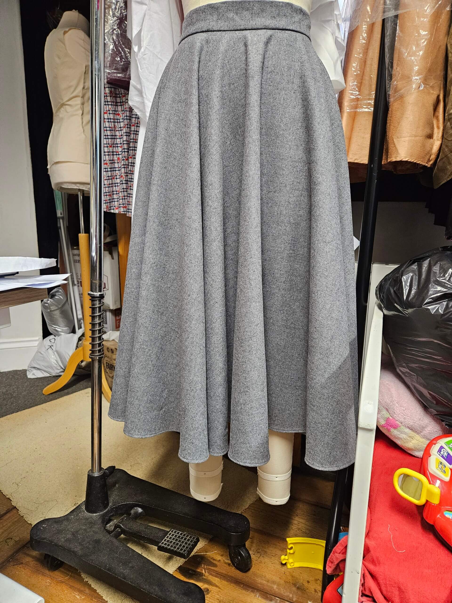 make a full circle skirt